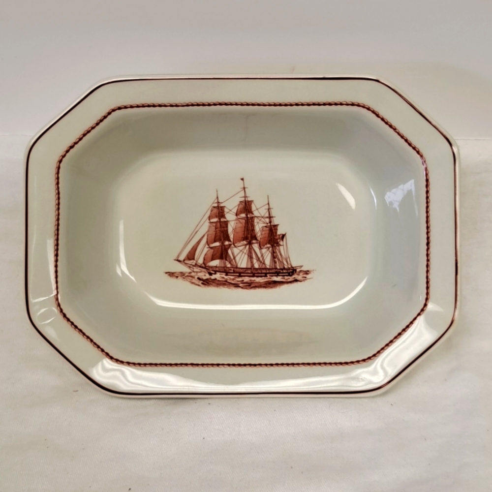 Vintage Wedgwood FLYING CLOUD rust  serving dish